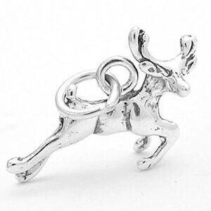 REINDEER CHARM IN 3D. STERLING SILVER.